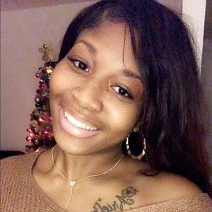 Meet your Posher, Shayla